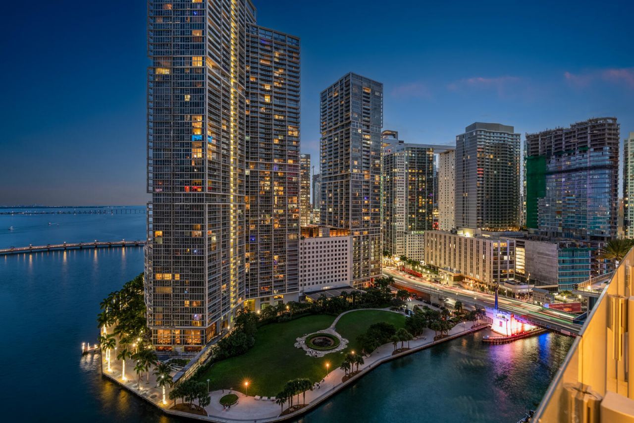 300 Biscayne Boulevard Way, Unit 2004, Miami, FL 33131 Photo