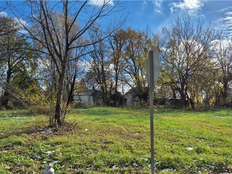 5728 Hamlet Avenue, Cleveland, OH 44127 Photo 2