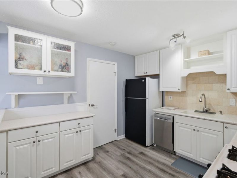 4242 Bennington Boulevard, Brunswick, OH 44212 Photo 6