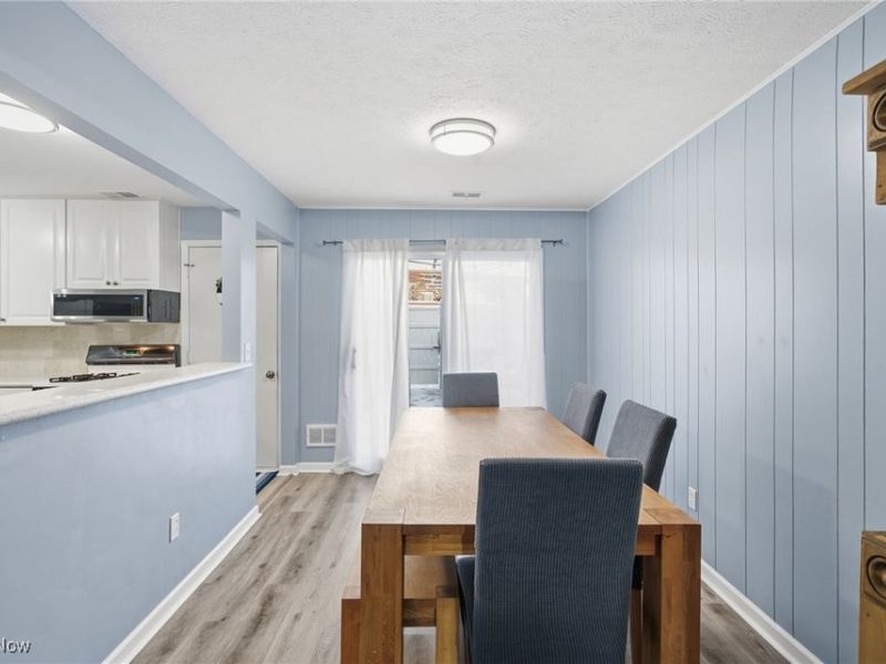 4242 Bennington Boulevard, Brunswick, OH 44212 Photo 9