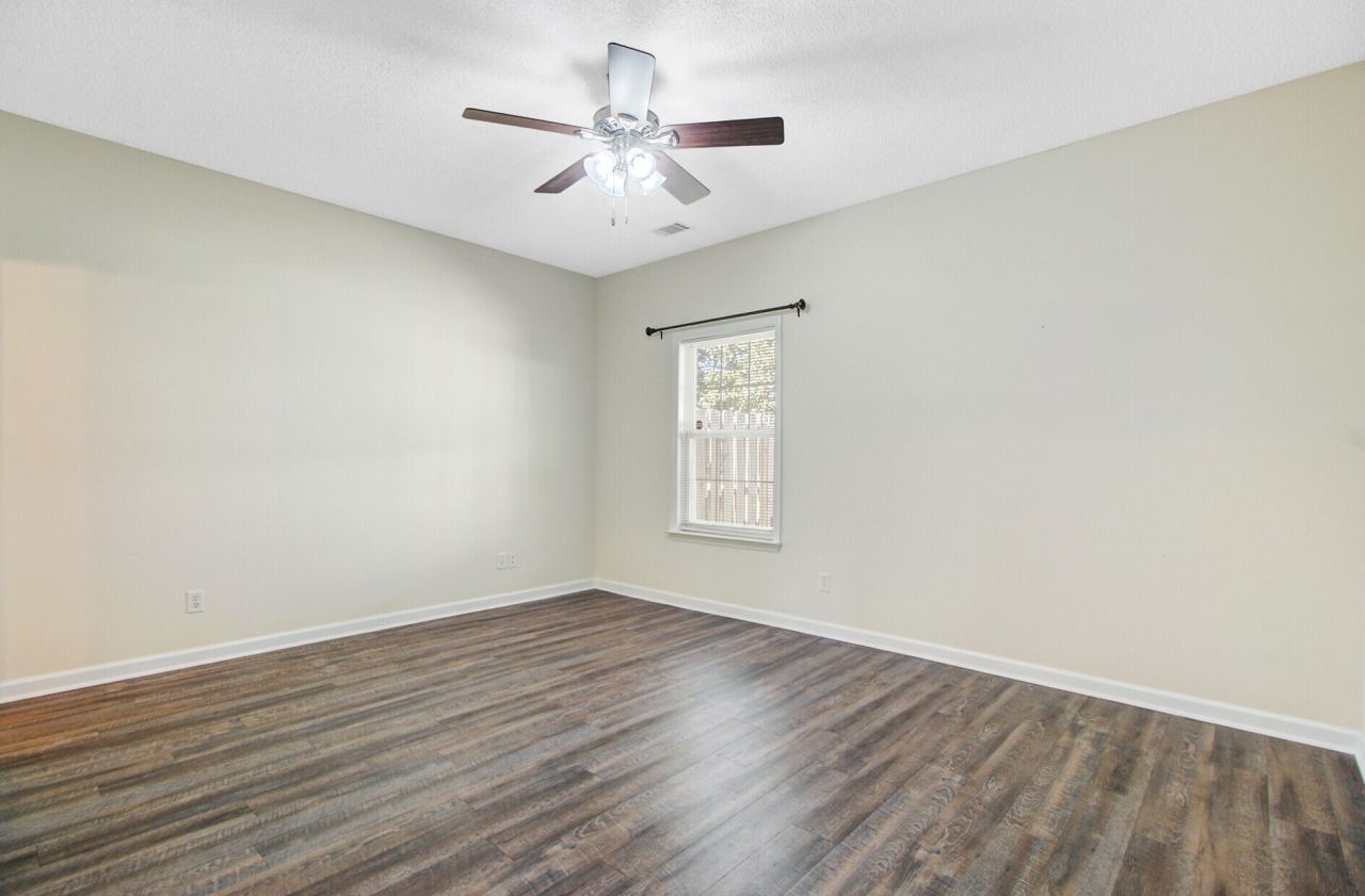 100 Bridgetown Road Photo 22