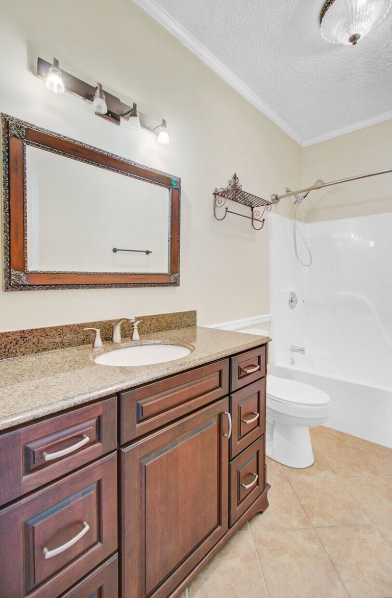 100 Bridgetown Road Photo 27