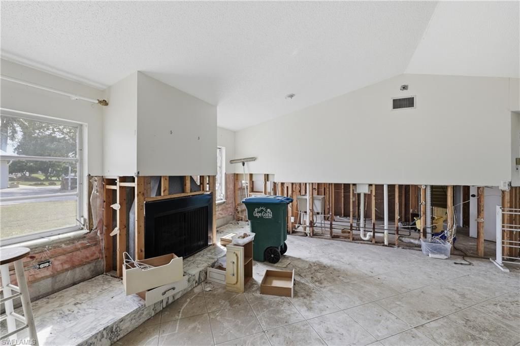 111 SW 49th Ter, Cape Coral, FL 33914 Photo