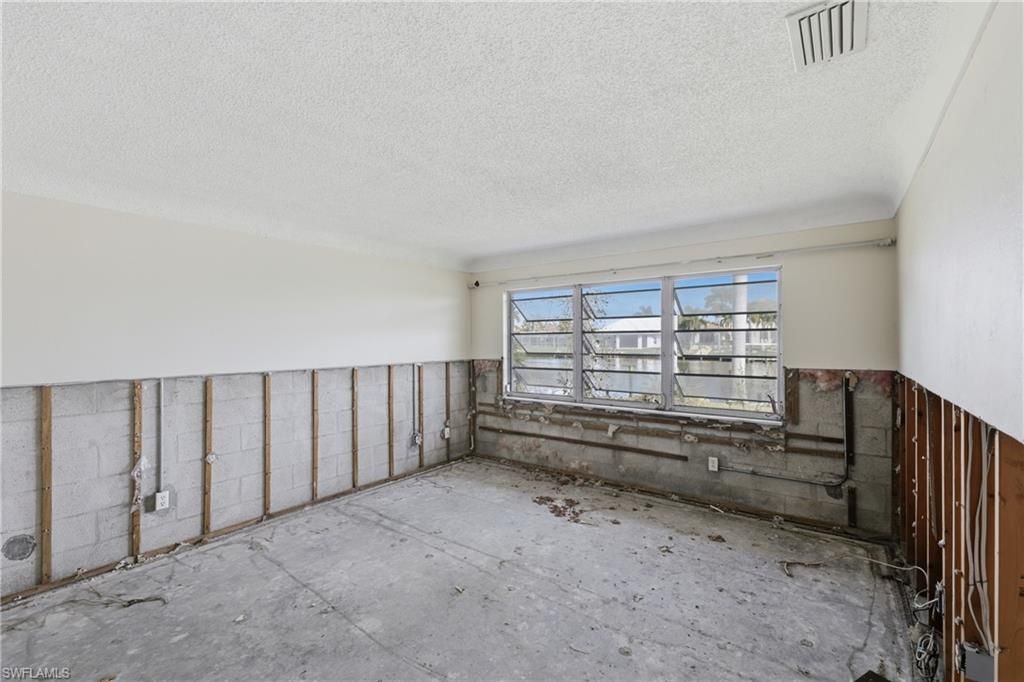 111 SW 49th Ter, Cape Coral, FL 33914 Photo