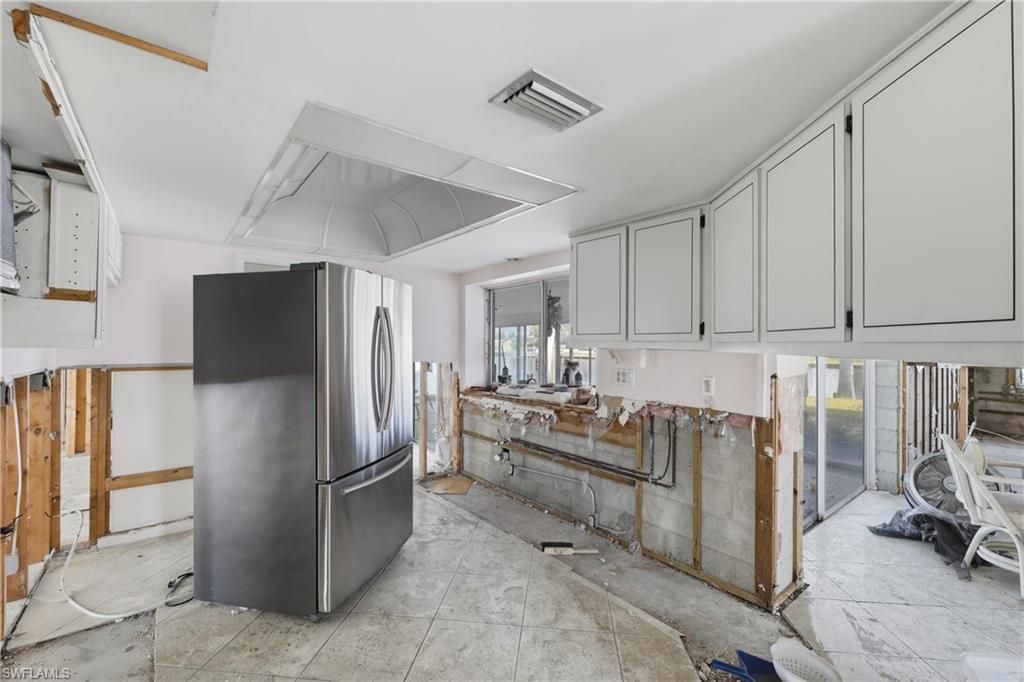 111 SW 49th Ter, Cape Coral, FL 33914 Photo