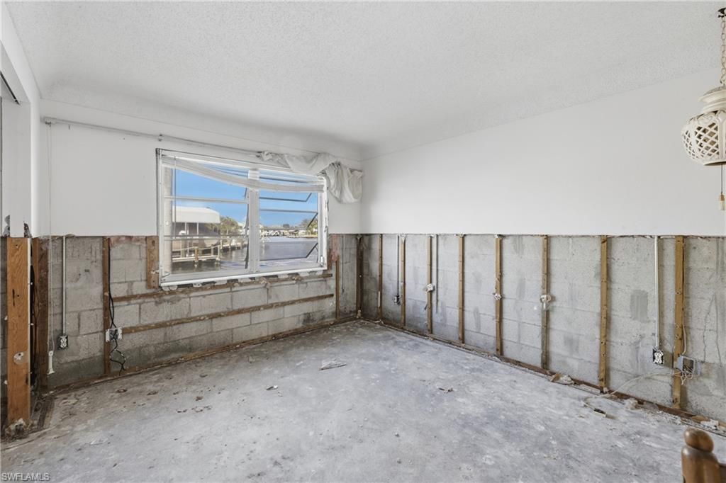 111 SW 49th Ter, Cape Coral, FL 33914 Photo