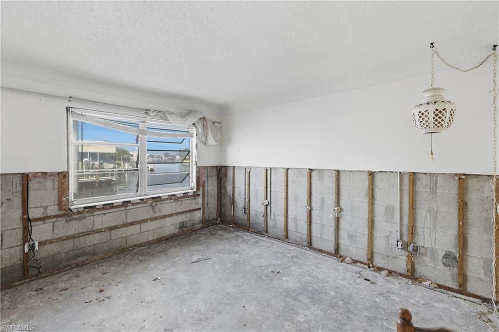 111 SW 49th Ter, Cape Coral, FL 33914 Photo