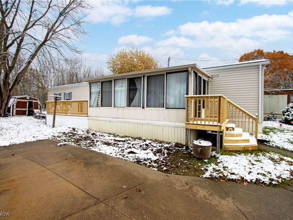 14740 Oak Grove, Unit 41, Doylestown, OH 44230