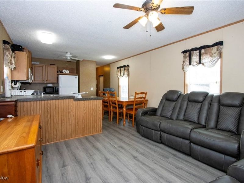 14740 Oak Grove, Unit 41, Doylestown, OH 44230 Photo 6