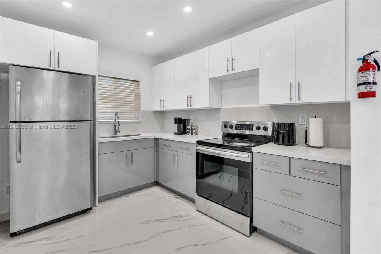 797 NW 35th St, Miami, FL 33127 Photo