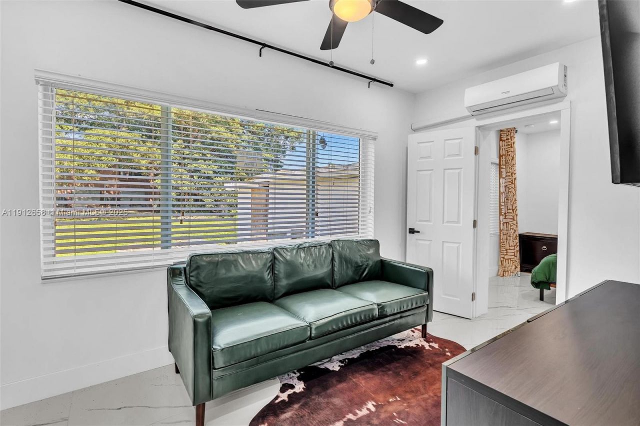 797 NW 35th St, Miami, FL 33127 Photo