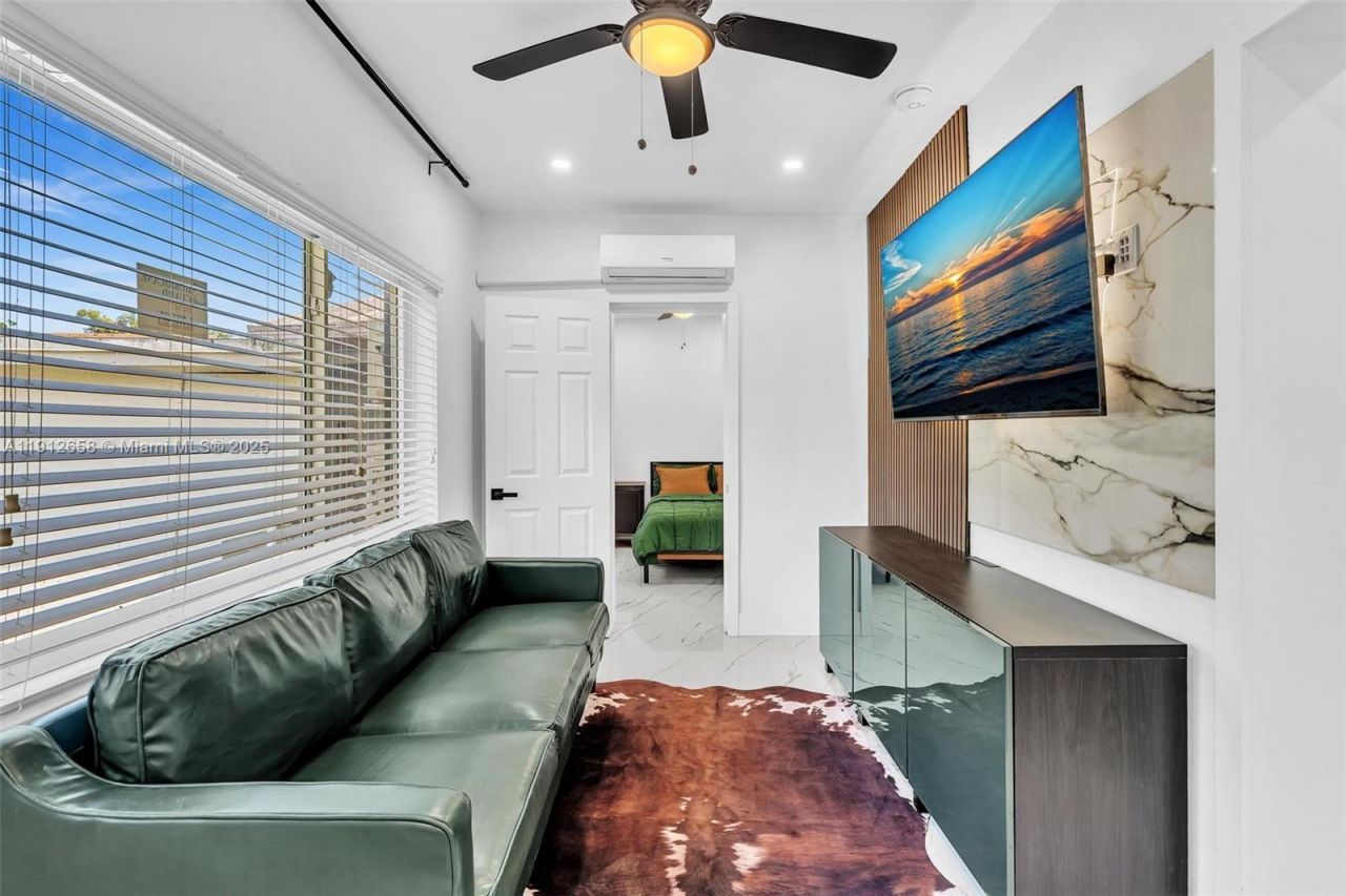 797 NW 35th St, Miami, FL 33127 Photo