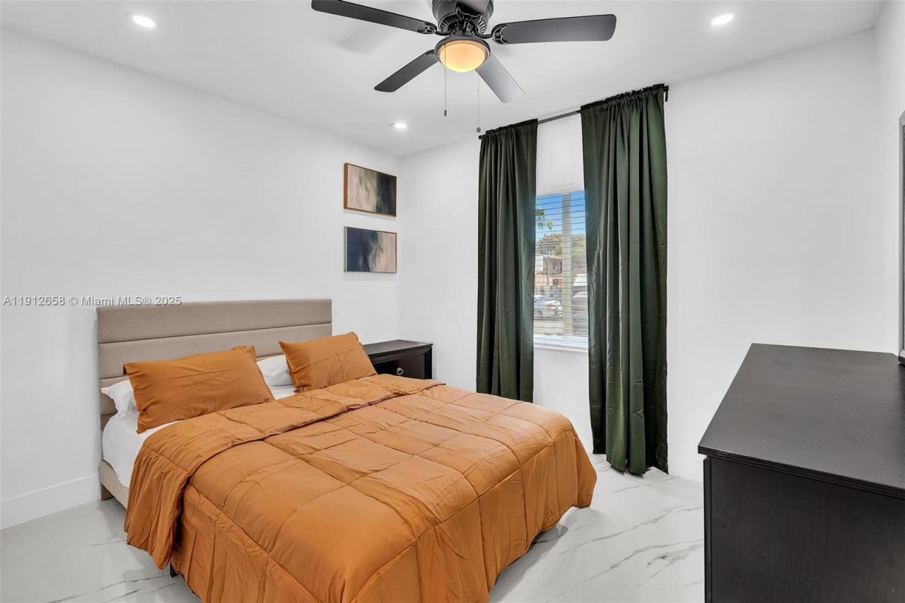 797 NW 35th St, Miami, FL 33127 Photo