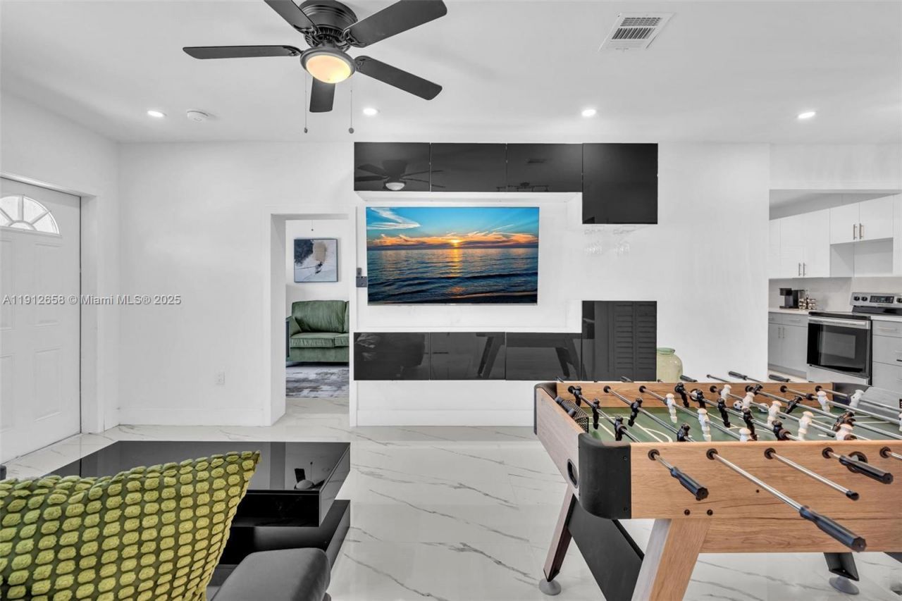 797 NW 35th St, Miami, FL 33127 Photo