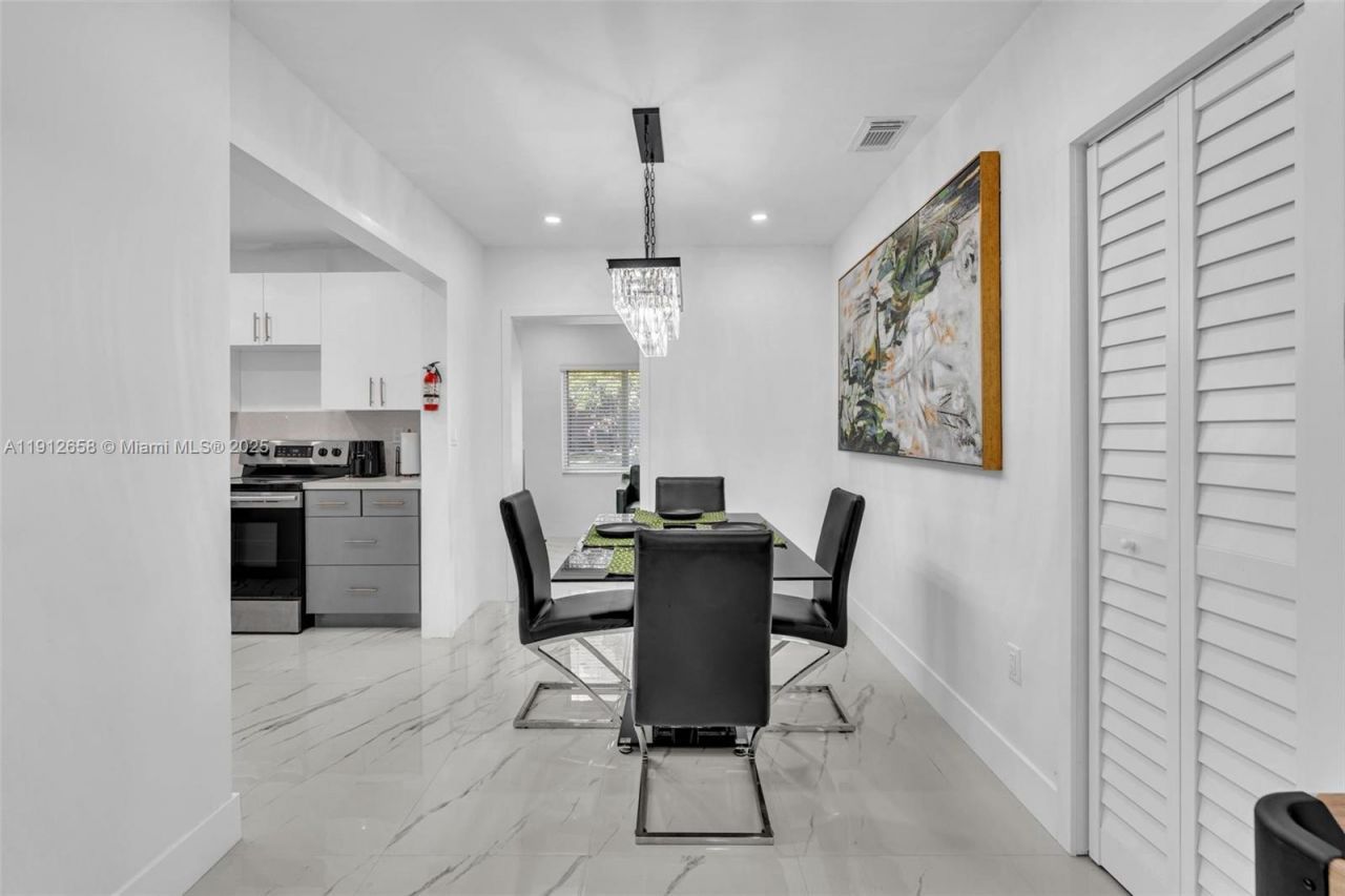 797 NW 35th St, Miami, FL 33127 Photo