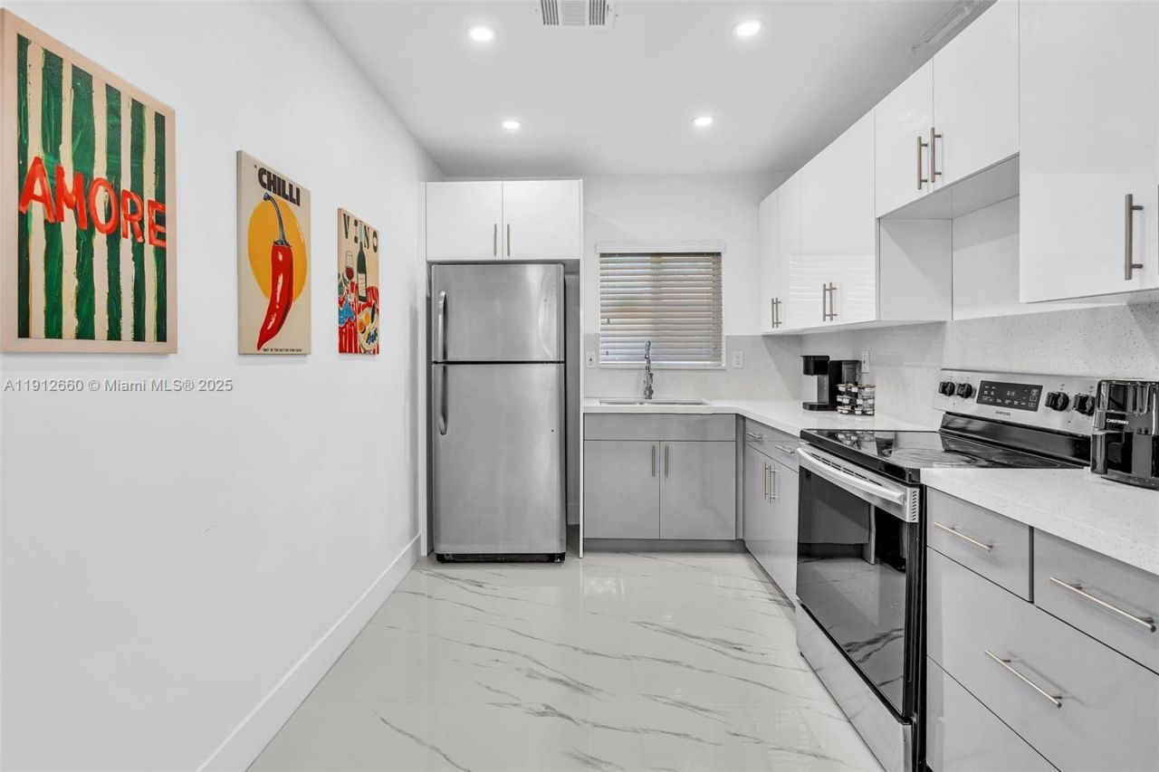 797 NW 35th St, Miami, FL 33127 Photo