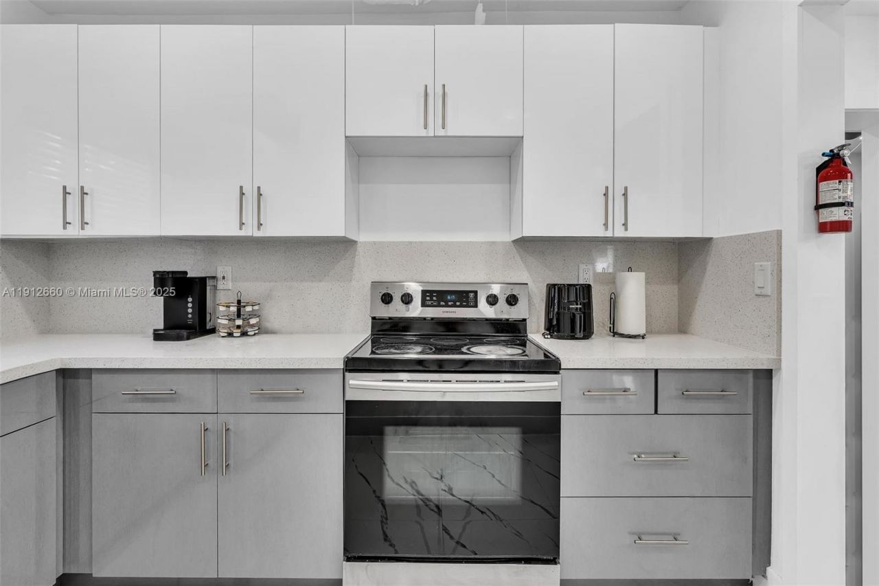 797 NW 35th St, Miami, FL 33127 Photo