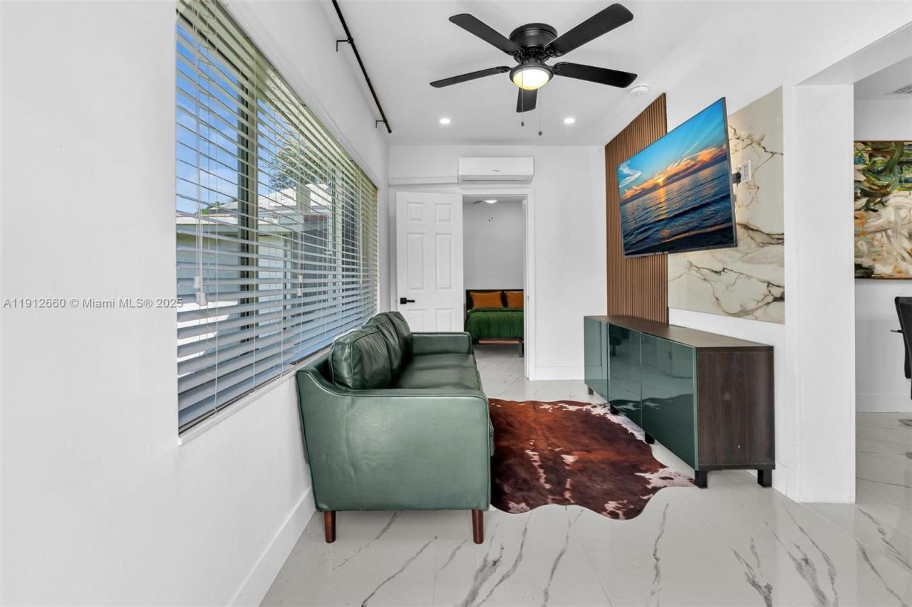 797 NW 35th St, Miami, FL 33127 Photo