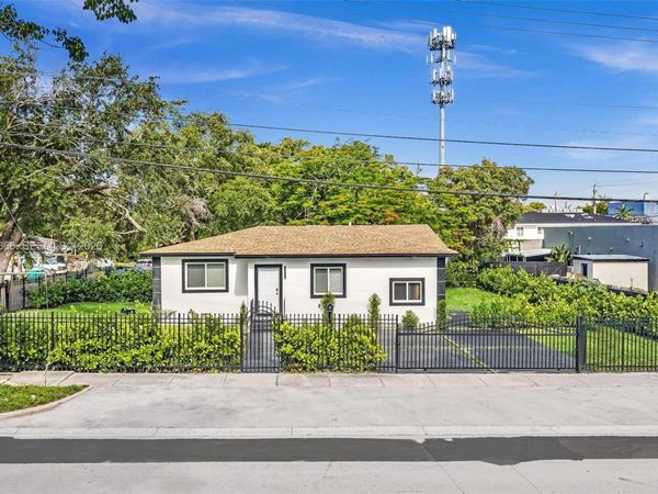 5850 NE 3rd Ave, Miami, FL 33137