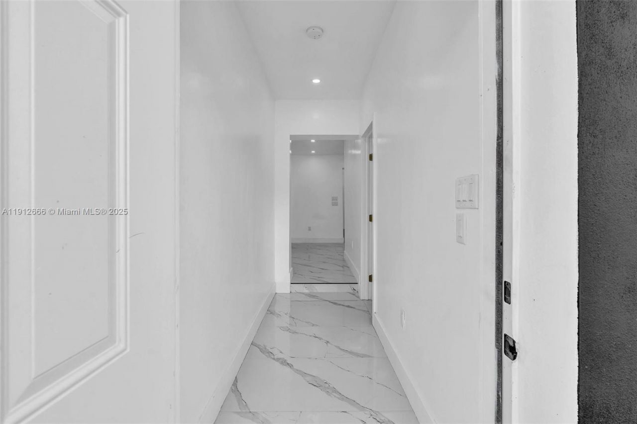 5850 NE 3rd Ave, Miami, FL 33137 Photo