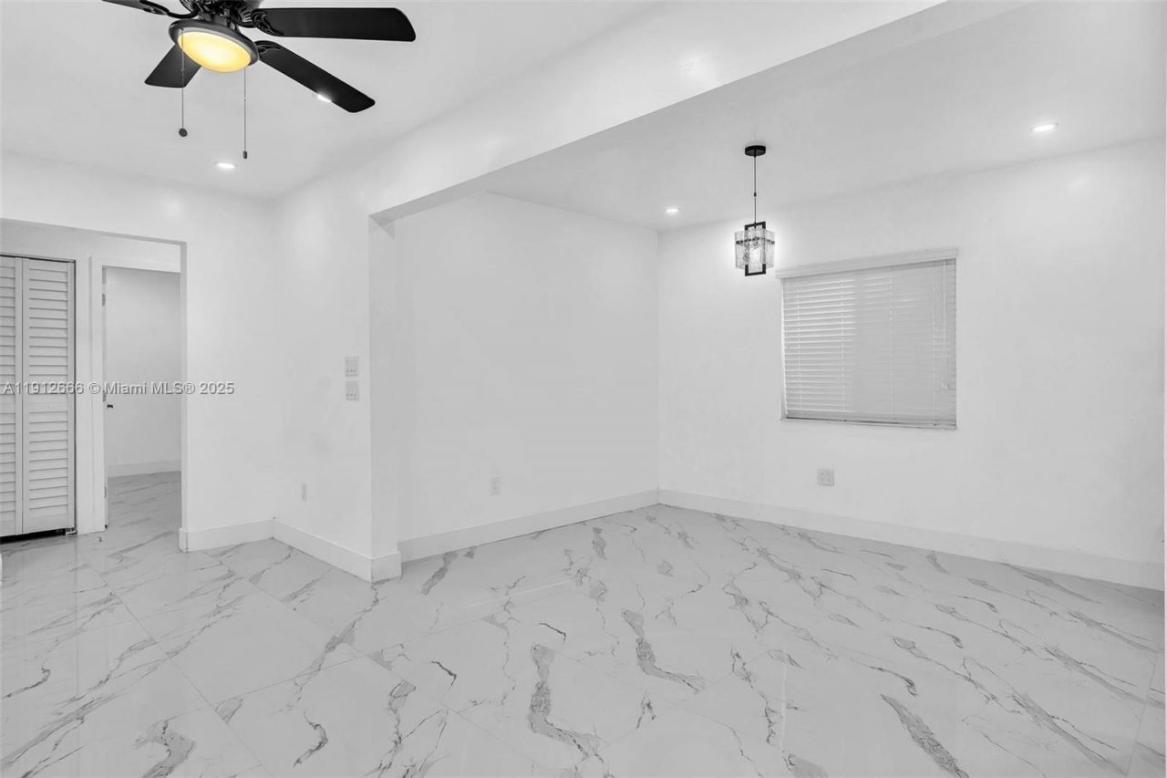 5850 NE 3rd Ave, Miami, FL 33137 Photo