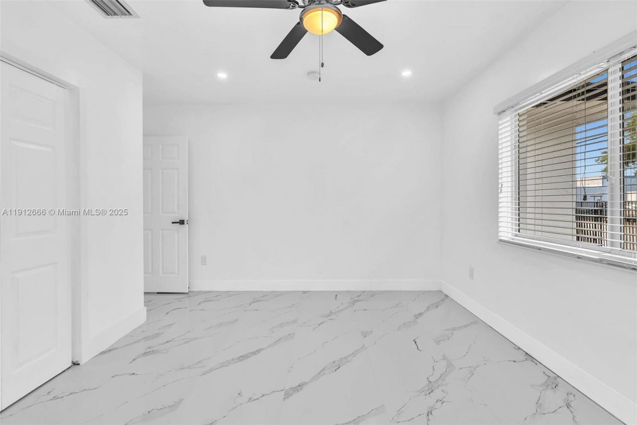 5850 NE 3rd Ave, Miami, FL 33137 Photo