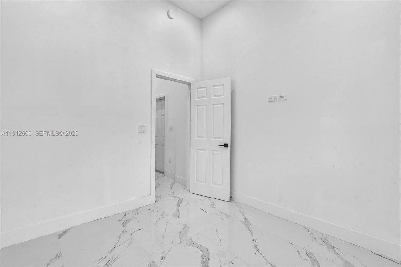 5850 NE 3rd Ave, Miami, FL 33137 Photo