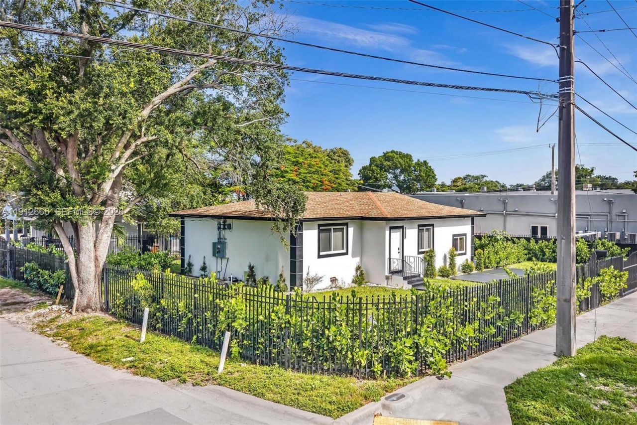 5850 NE 3rd Ave, Miami, FL 33137 Photo