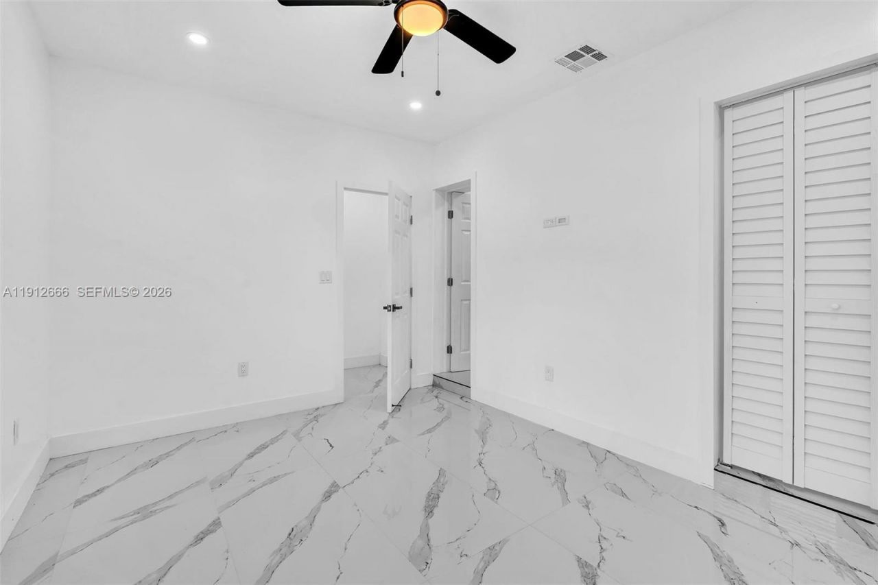5850 NE 3rd Ave, Miami, FL 33137 Photo