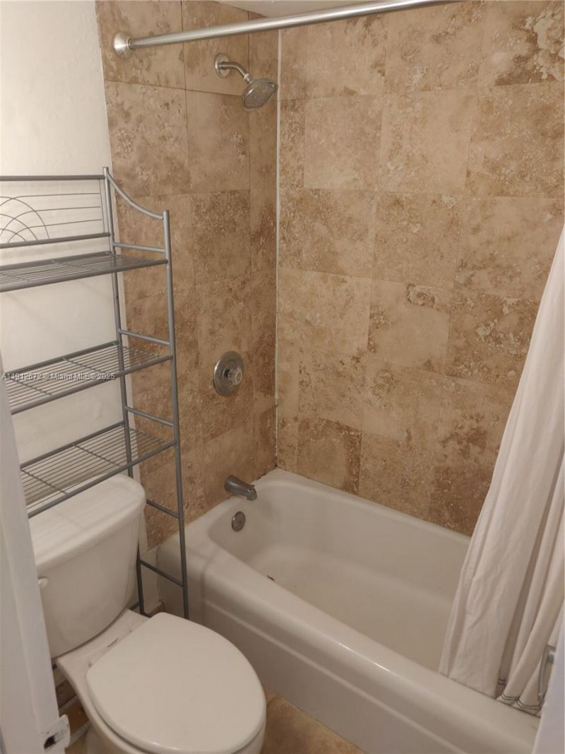 7403 SW 82nd St, Unit 112N, Miami, FL 33143 Photo