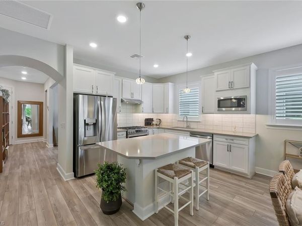 10787 Manatee Key LN, ESTERO, FL 33928