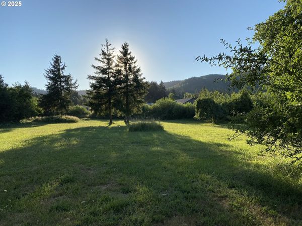 FIRST ST, Yoncalla, OR 97499