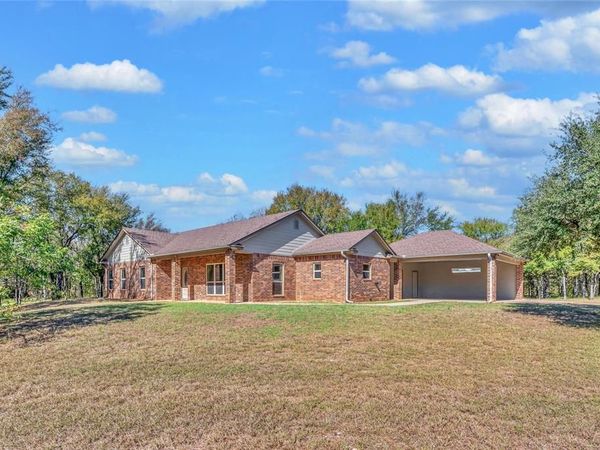 556 Wildwood Trail, Lorena, TX 76655