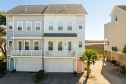 2135 Tides End Road photo 4