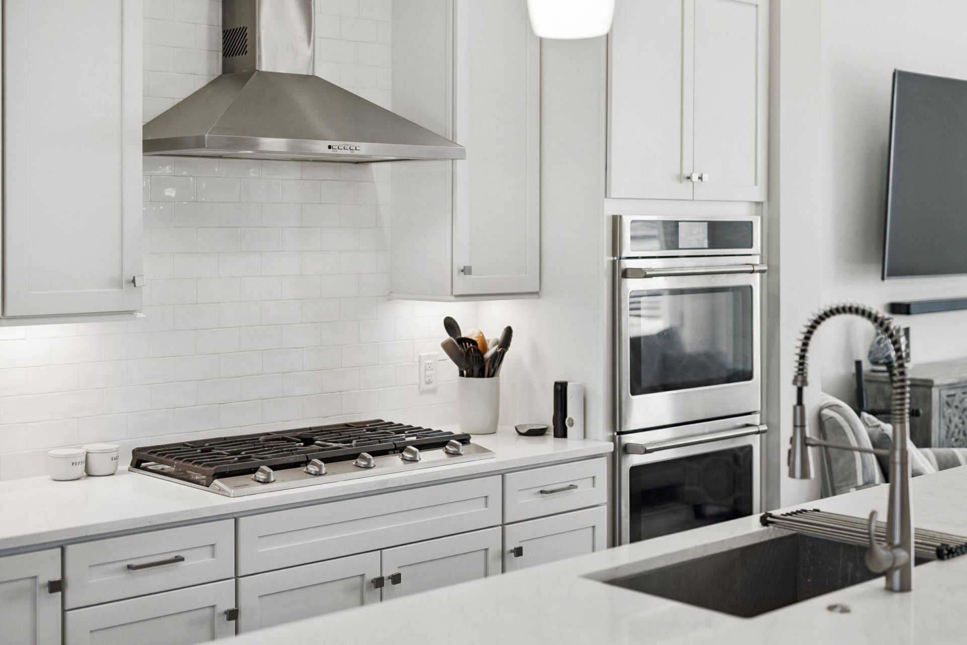 2135 Tides End Road Photo 7