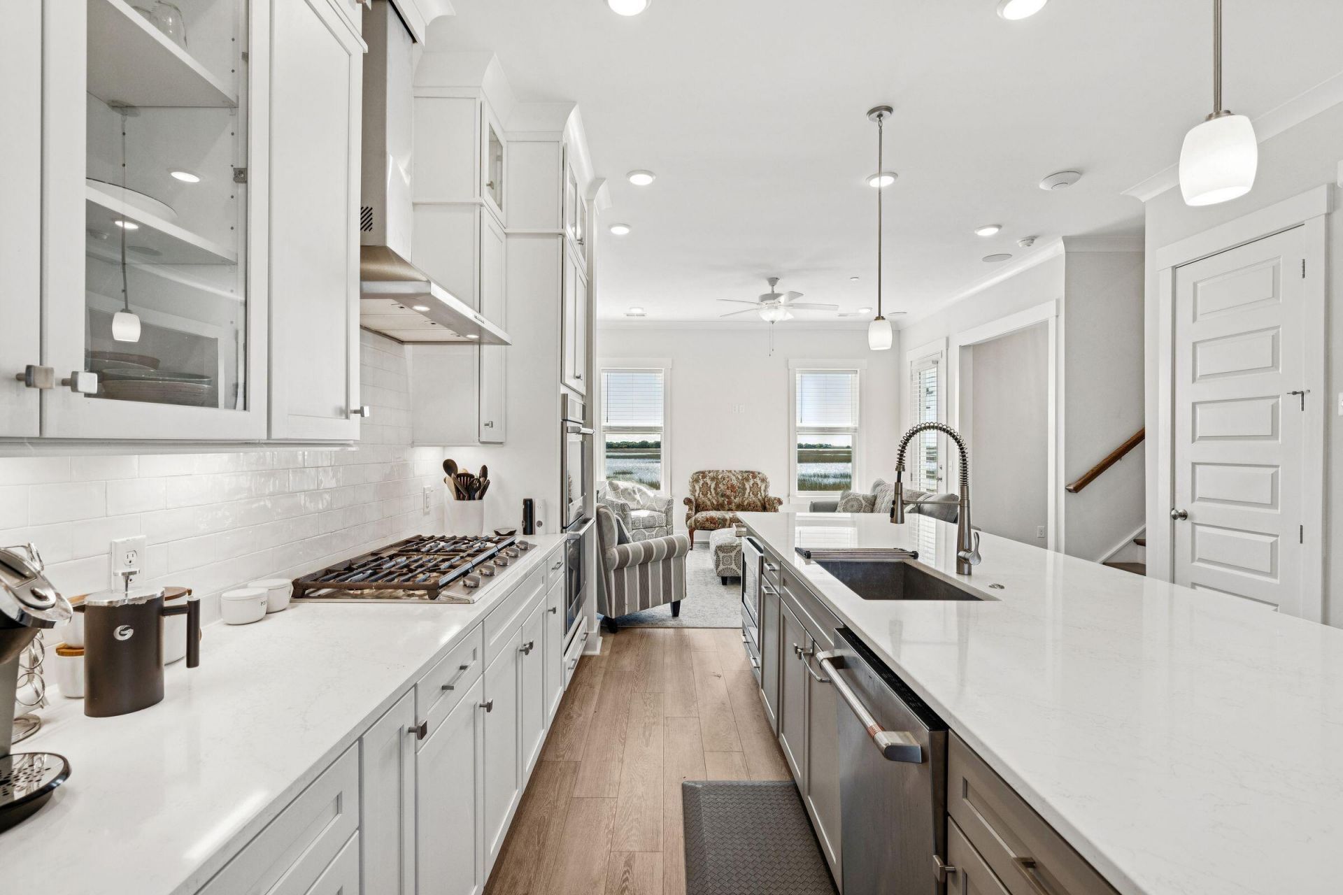 2135 Tides End Road Photo 8