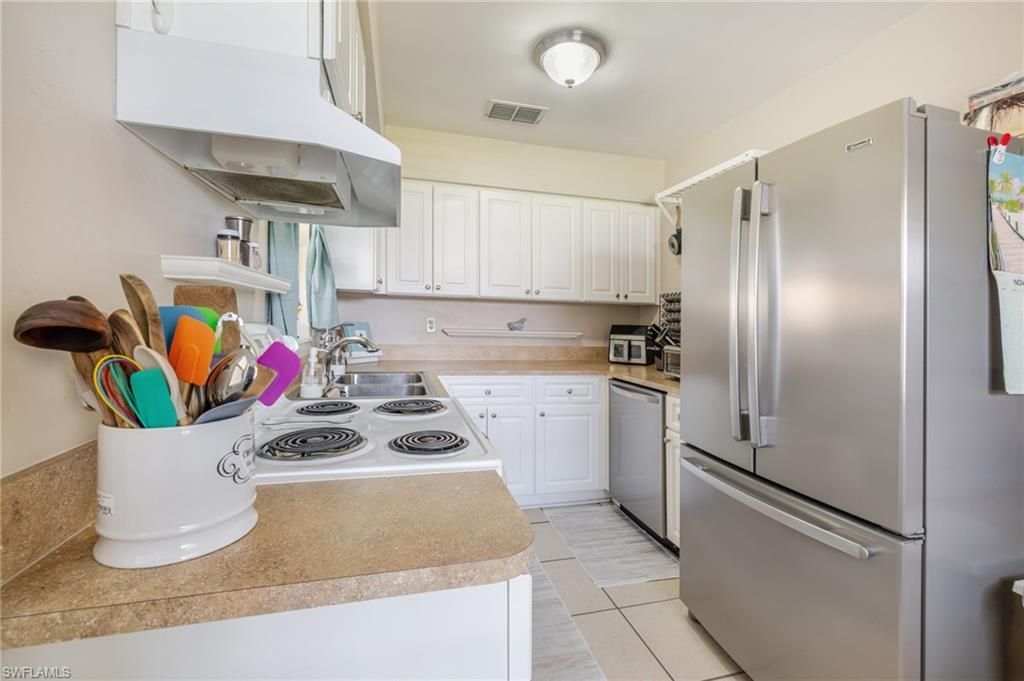 257 Briar Ct , Lehigh Acres, FL 33936 Photo