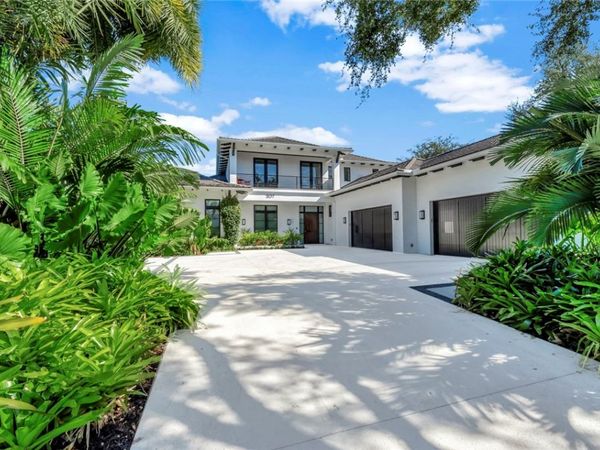 507 Bay Drive, Vero Beach, FL 32963