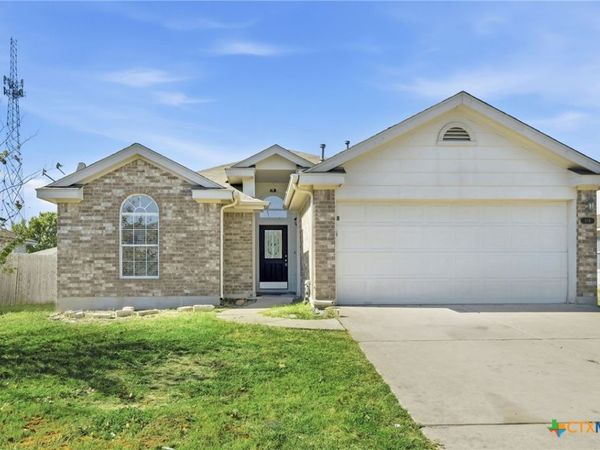 119 Bayliss Street , Hutto, TX 78634