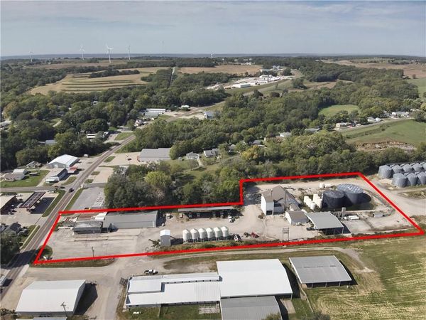 105 E US Highway 136 Highway, Rock Port, MO 64482