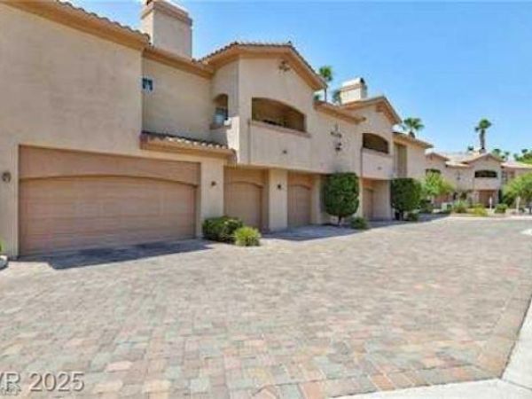 2050 W Warm Springs Road , Unit 423, Henderson, NV 89014