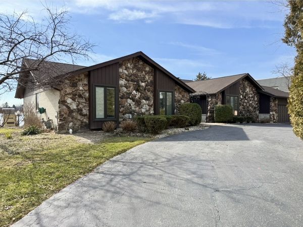 9630 Reding Circle, Des Plaines, IL 60016