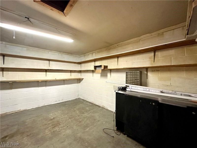 230 N Main Street, Niles, OH 44446 Photo 11