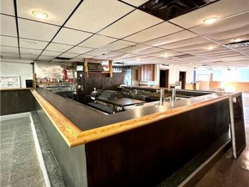 230 N Main Street, Niles, OH 44446 Photo 7