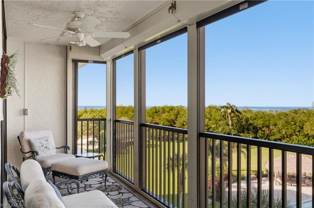 11 Bluebill Ave, Unit 404, Naples, FL 34108 Photo
