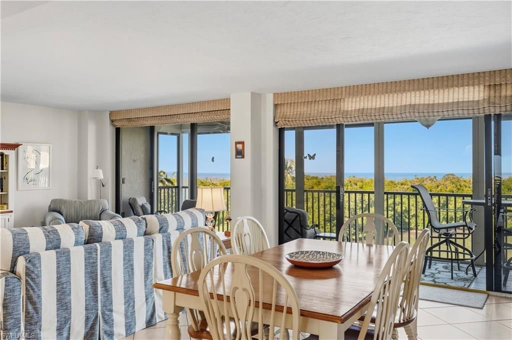 11 Bluebill Ave, Unit 404, Naples, FL 34108 Photo