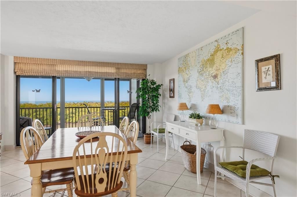 11 Bluebill Ave, Unit 404, Naples, FL 34108 Photo
