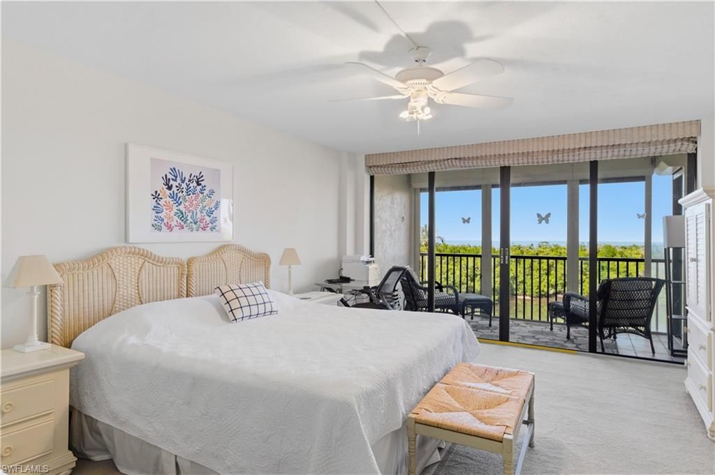 11 Bluebill Ave, Unit 404, Naples, FL 34108 Photo