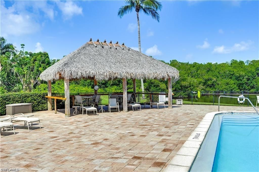 11 Bluebill Ave, Unit 404, Naples, FL 34108 Photo