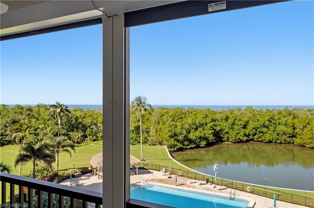 11 Bluebill Ave, Unit 404, Naples, FL 34108 Photo